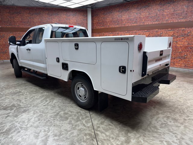 New 2026 Ford F250 XL image 3