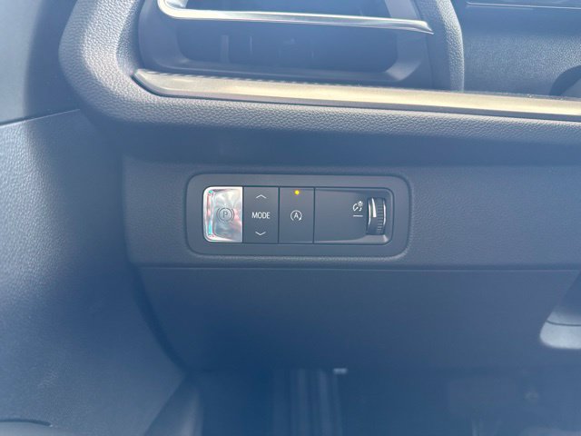 New 2026 Chevrolet Traverse LT w/ Driver Confidence Package FWD image 17