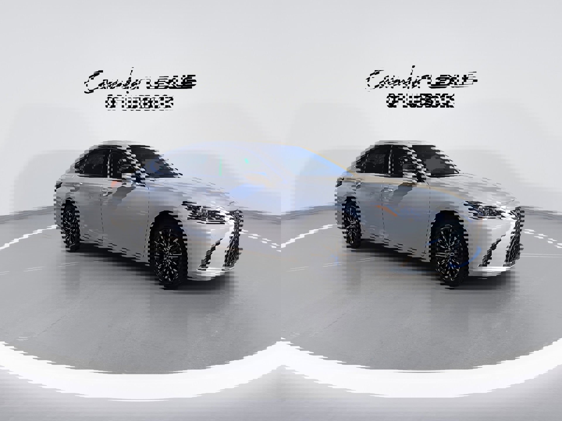 Certified 2025 Lexus ES 300h w/ Premium Package image 2