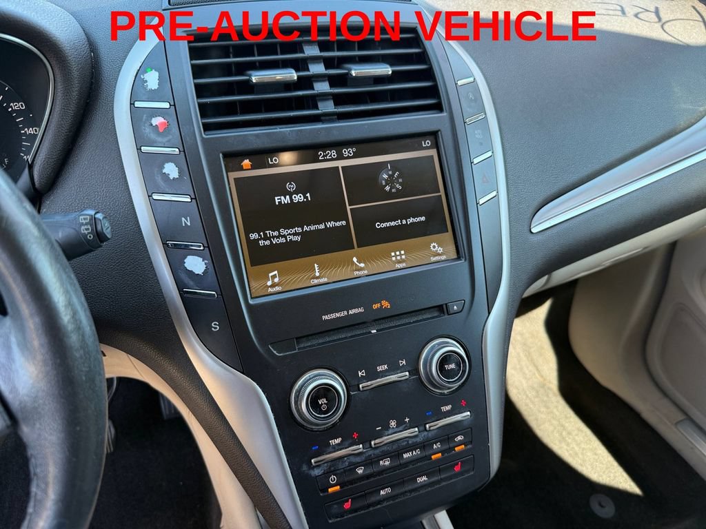 Used 2017 Lincoln MKC Premiere FWD image 18