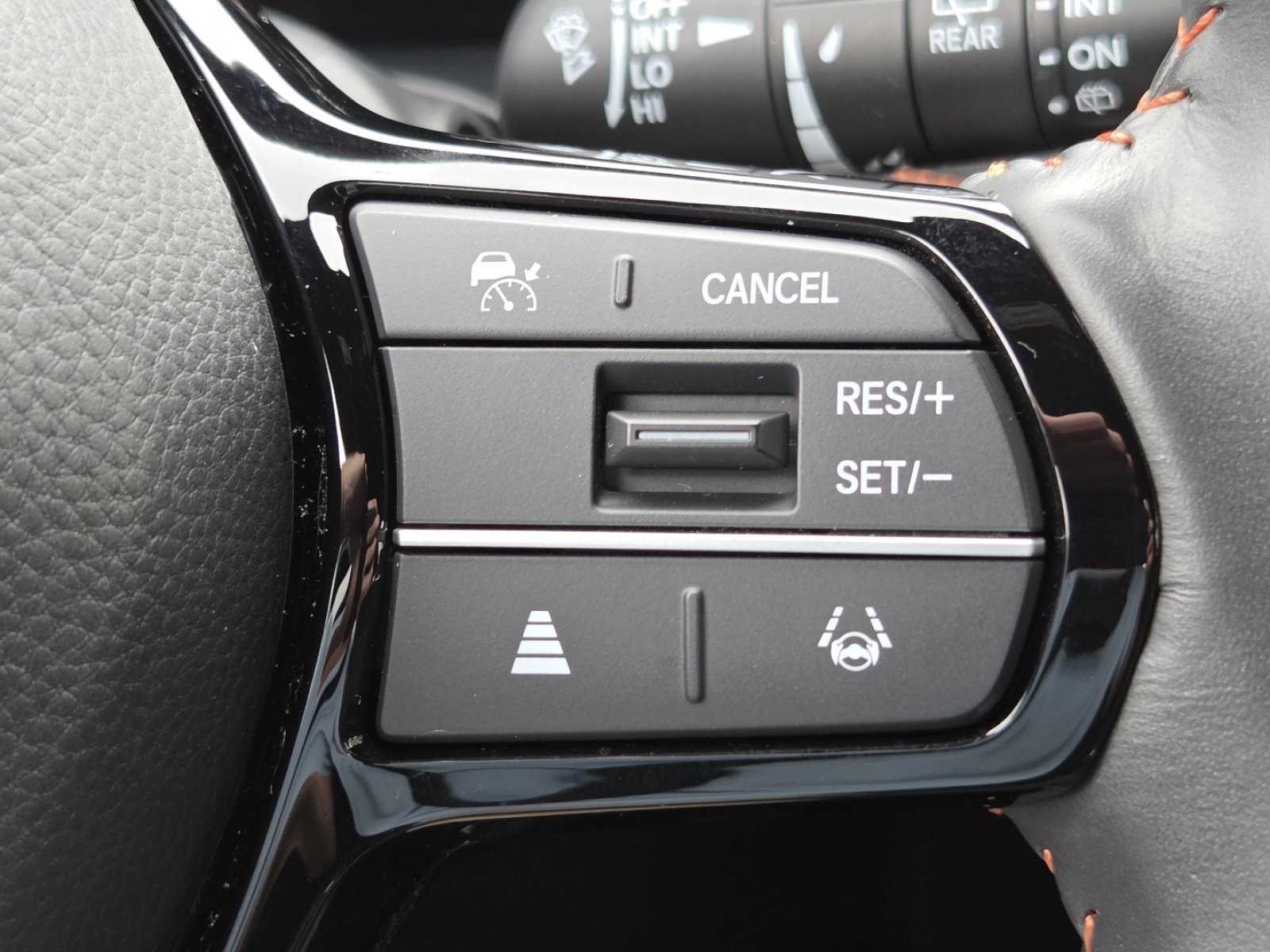 Used 2024 Honda HR-V Sport image 9