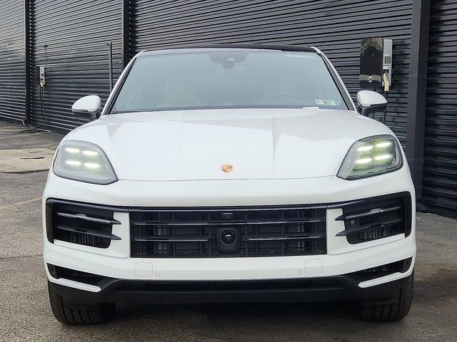 New 2026 Porsche Cayenne Coupe AWD/4WD image 10