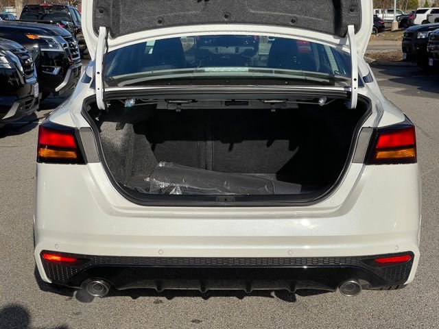 New 2025 Nissan Altima 2.5 SR image 10