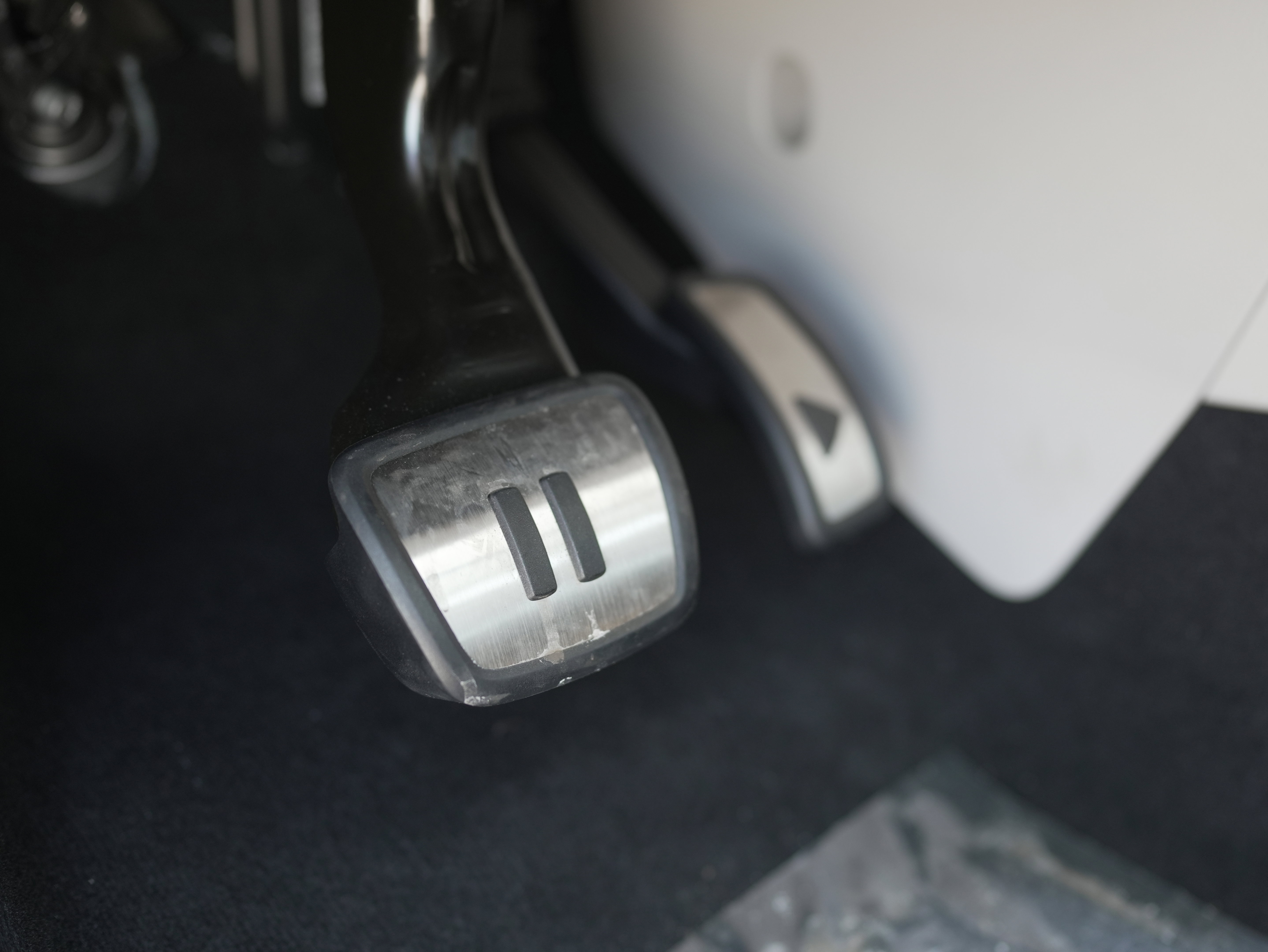 New 2025 Volkswagen ID. Buzz 1st Edition image 27