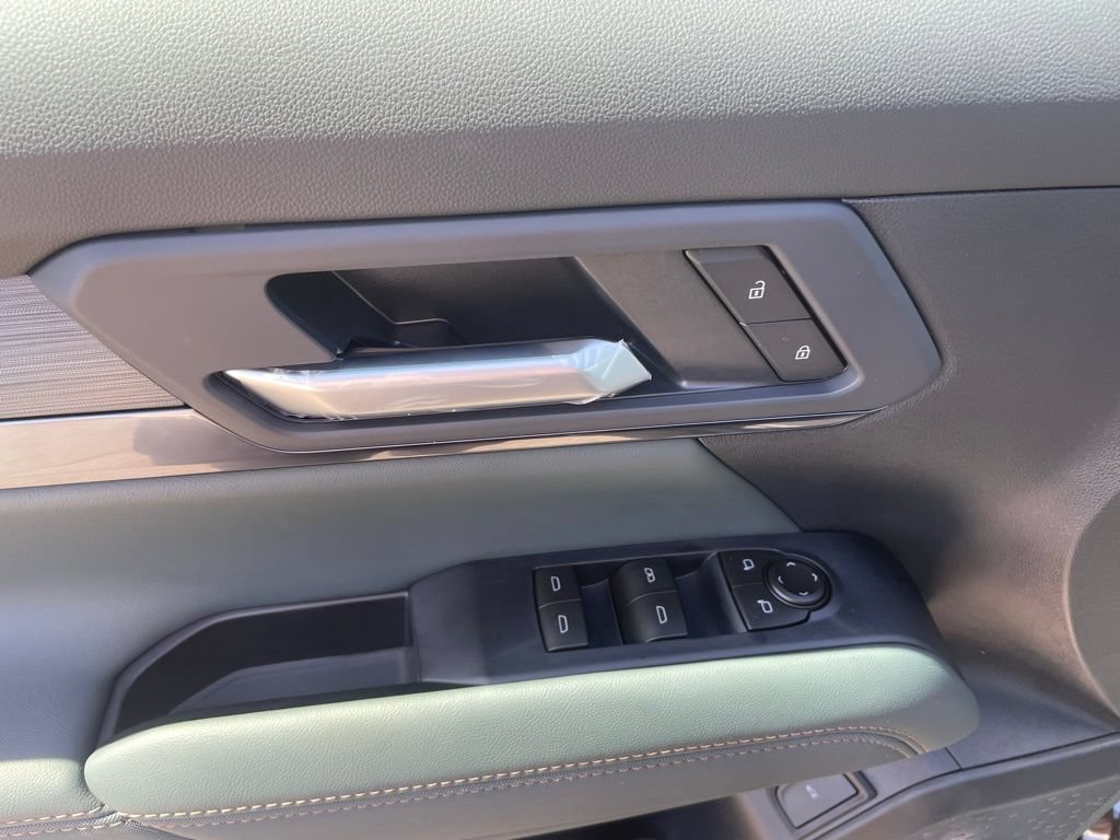 New 2026 GMC Terrain AT4 AWD/4WD image 12