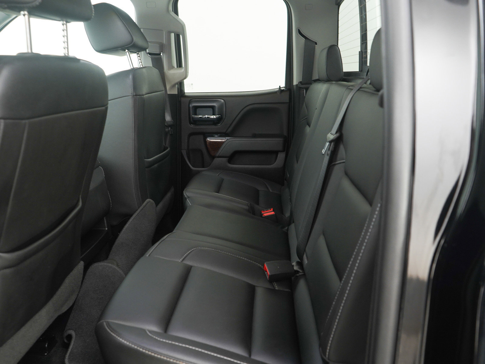 Used 2018 GMC Sierra 1500 SLT w/ SLT Premium Package image 16