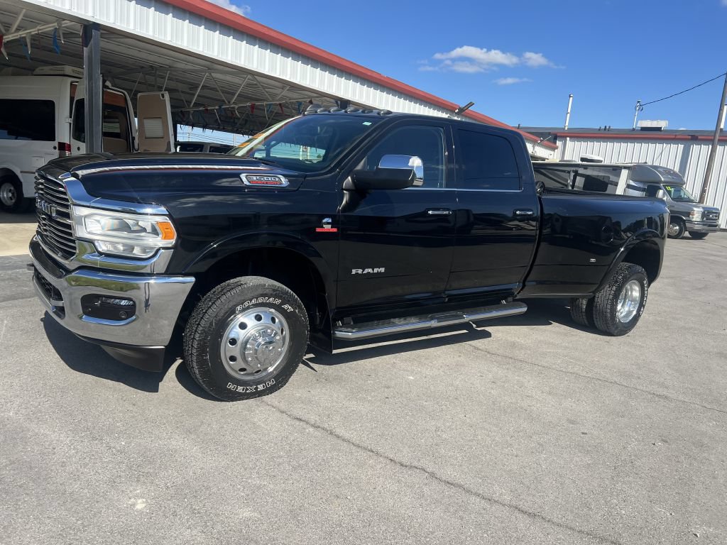 Used 2020 RAM 3500 Laramie AWD/4WD image 3