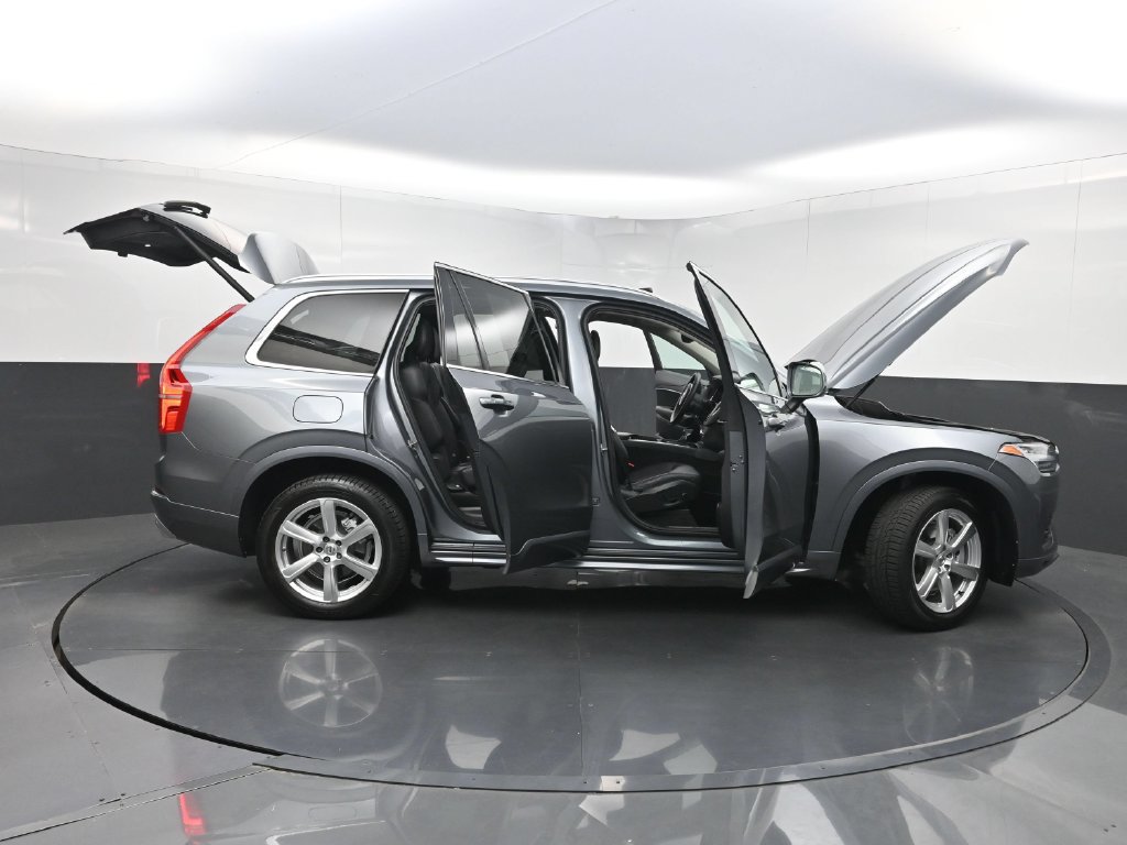 Used 2020 Volvo XC90 T6 Momentum AWD/4WD image 35