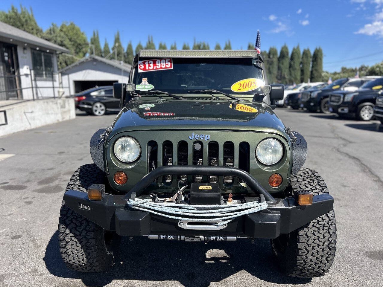 Used 2008 Jeep Wrangler Unlimited Rubicon w/ Dual Top Group AWD/4WD image 3