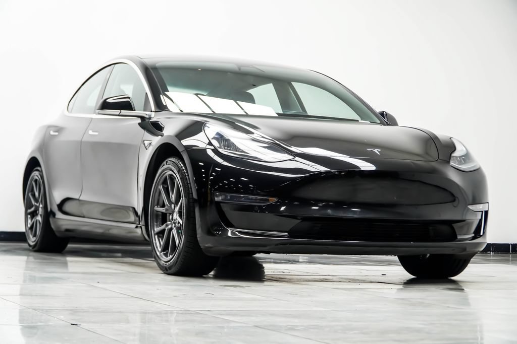 Used 2019 Tesla Model 3 Mid Range RWD image 4