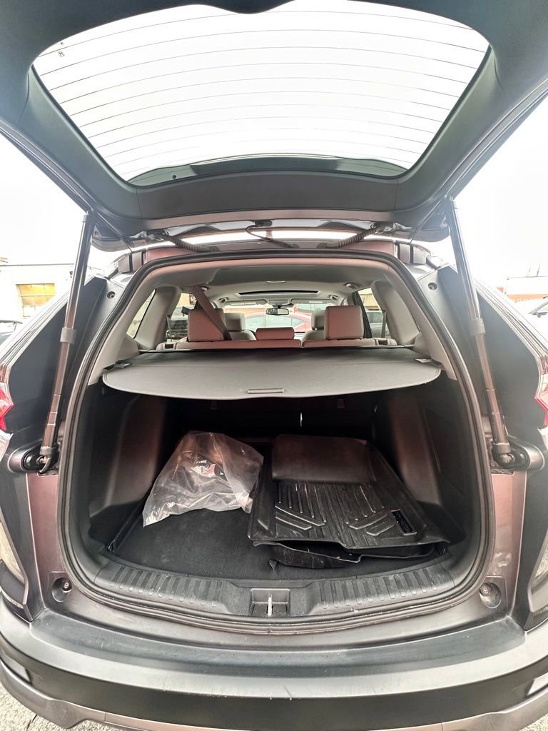 Used 2022 Honda CR-V Touring image 9