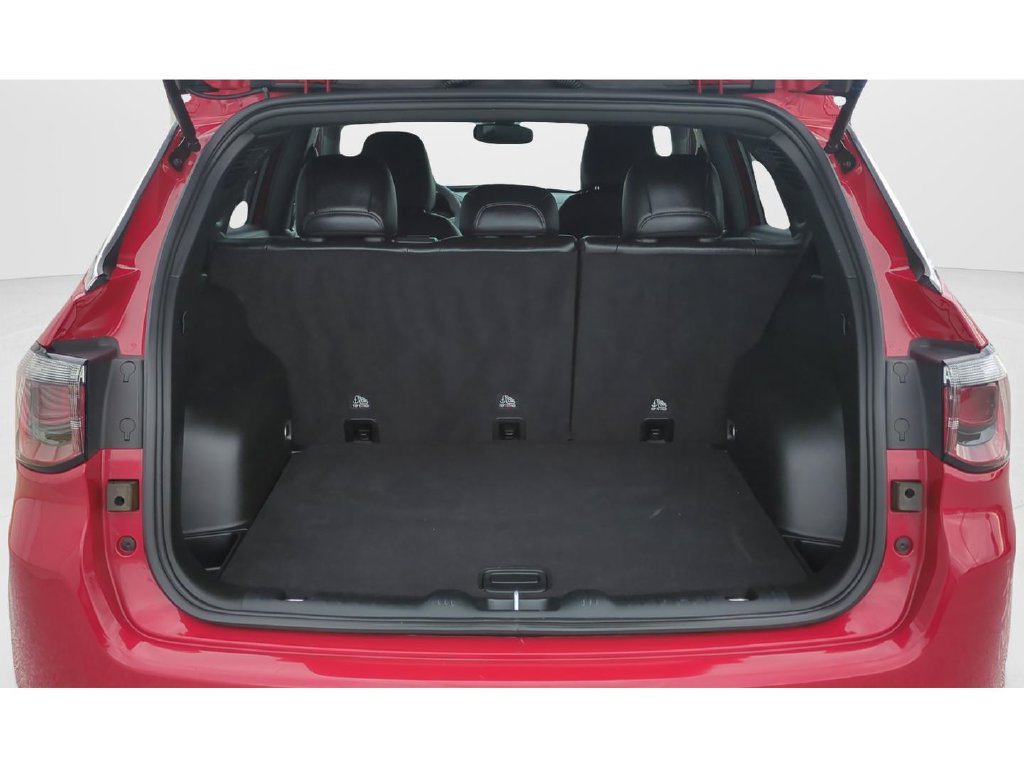 Used 2023 Jeep Compass Latitude AWD/4WD image 9