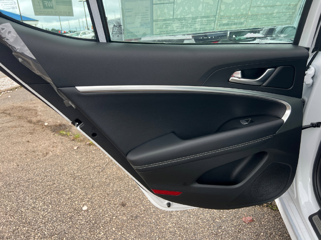 Used 2026 Genesis G70 2.5T RWD image 21