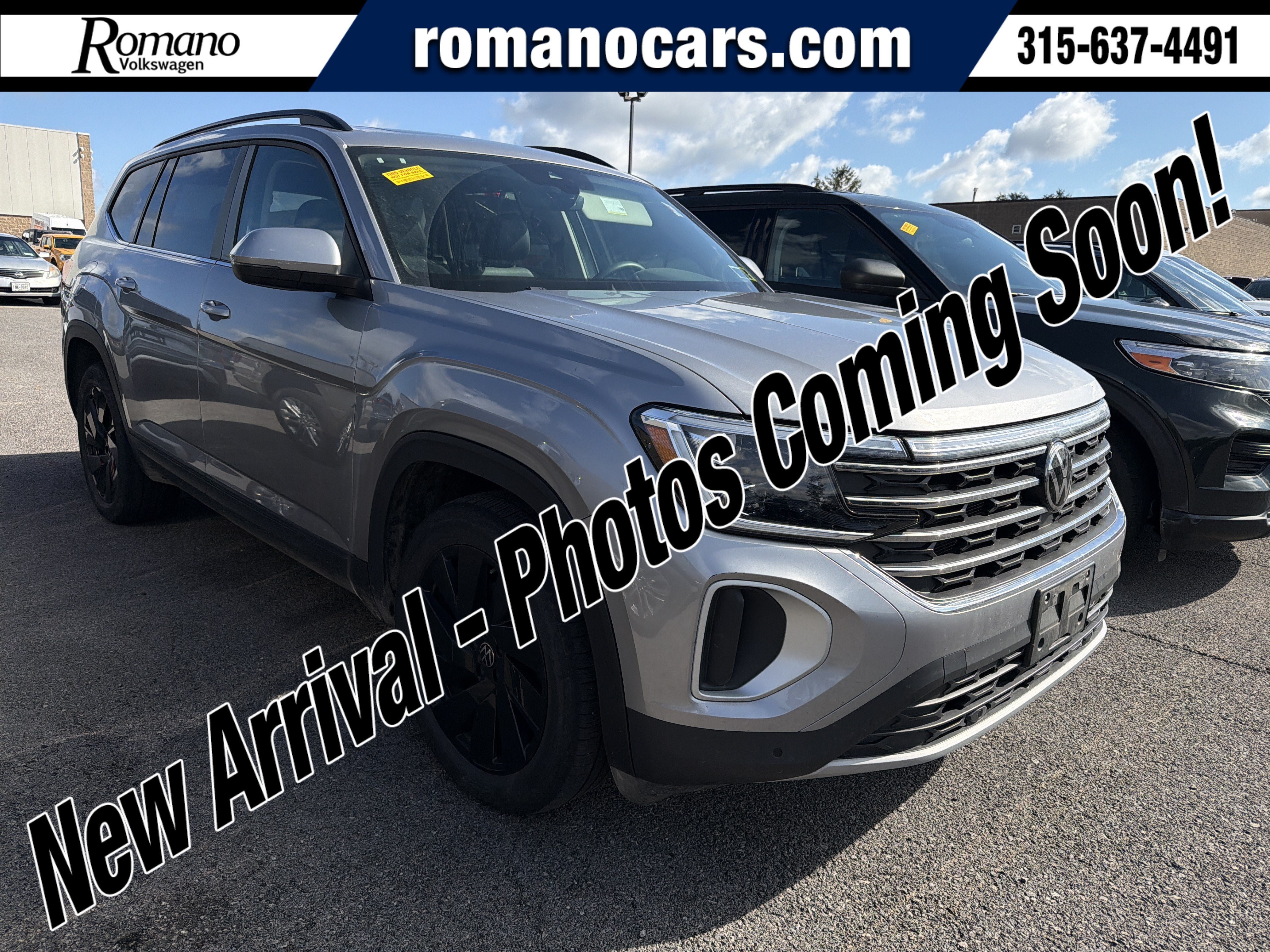 Used 2024 Volkswagen Atlas SE w/ Panoramic Sunroof Package