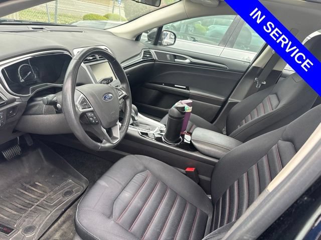 Used 2016 Ford Fusion SE AWD/4WD image 7