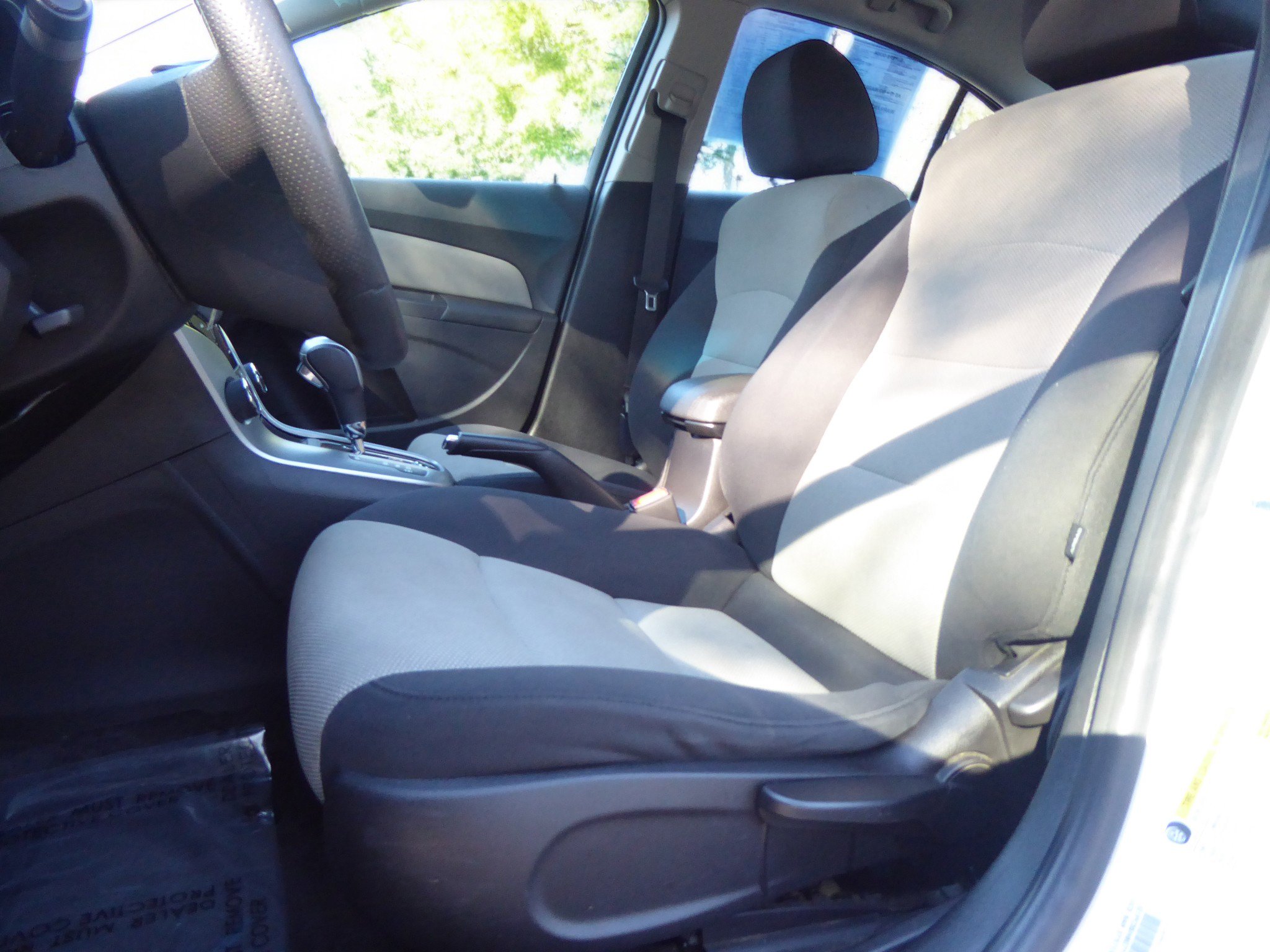 Used 2016 Chevrolet Cruze LS image 14