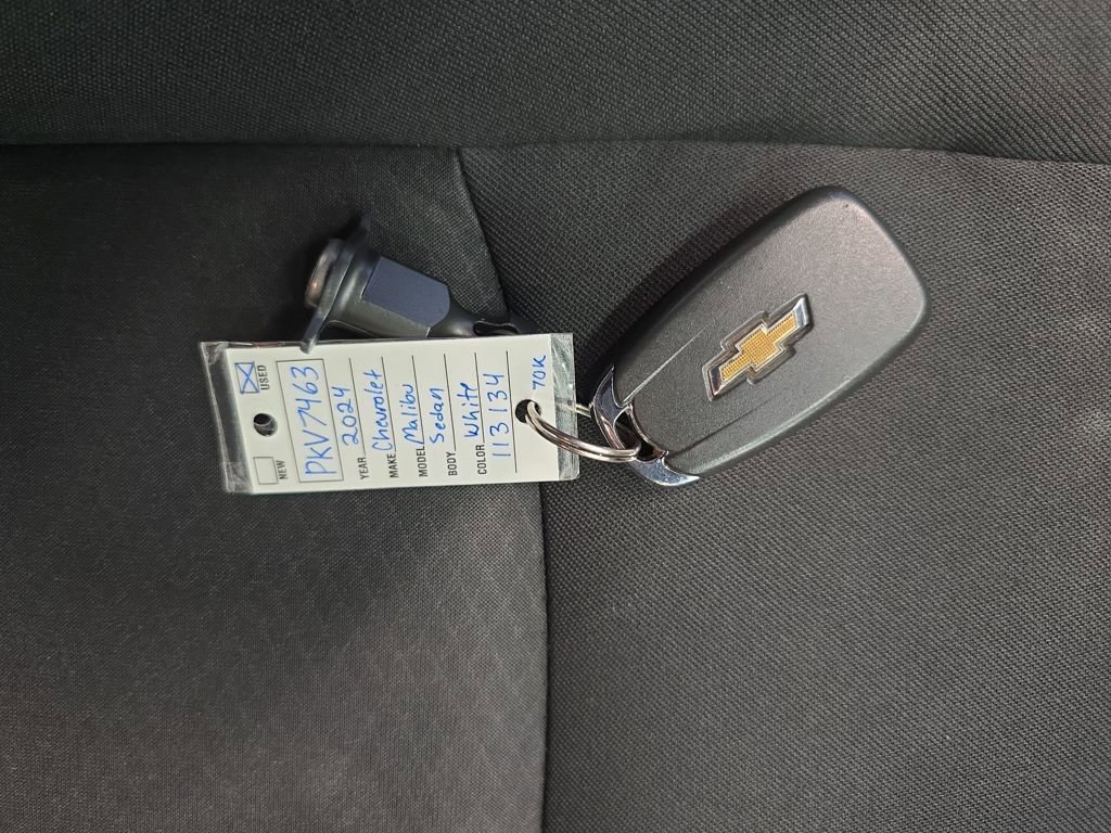 Used 2024 Chevrolet Malibu LT image 35