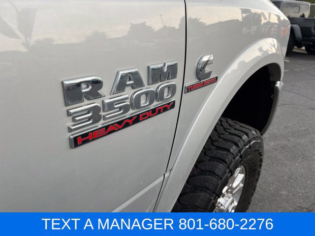 Used 2017 RAM 3500 Laramie w/ Convenience Group AWD/4WD image 8