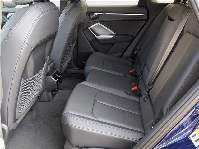 New 2025 Audi Q3 2.0T Premium image 15