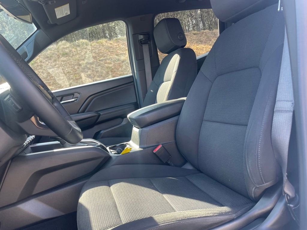 Used 2023 Chevrolet Colorado LT w/ LT Convenience Package image 12