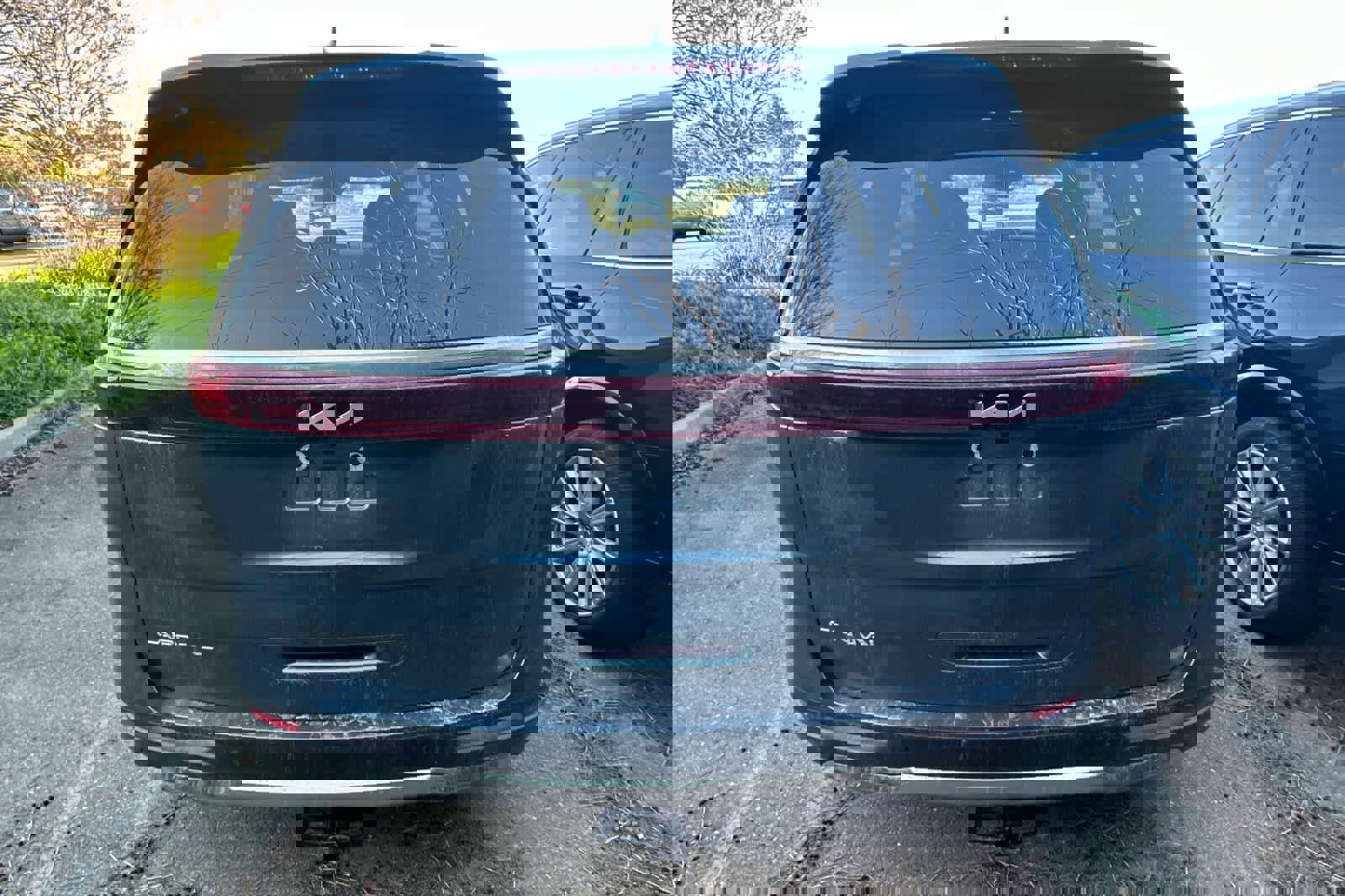 Used 2024 Kia Carnival SX image 5