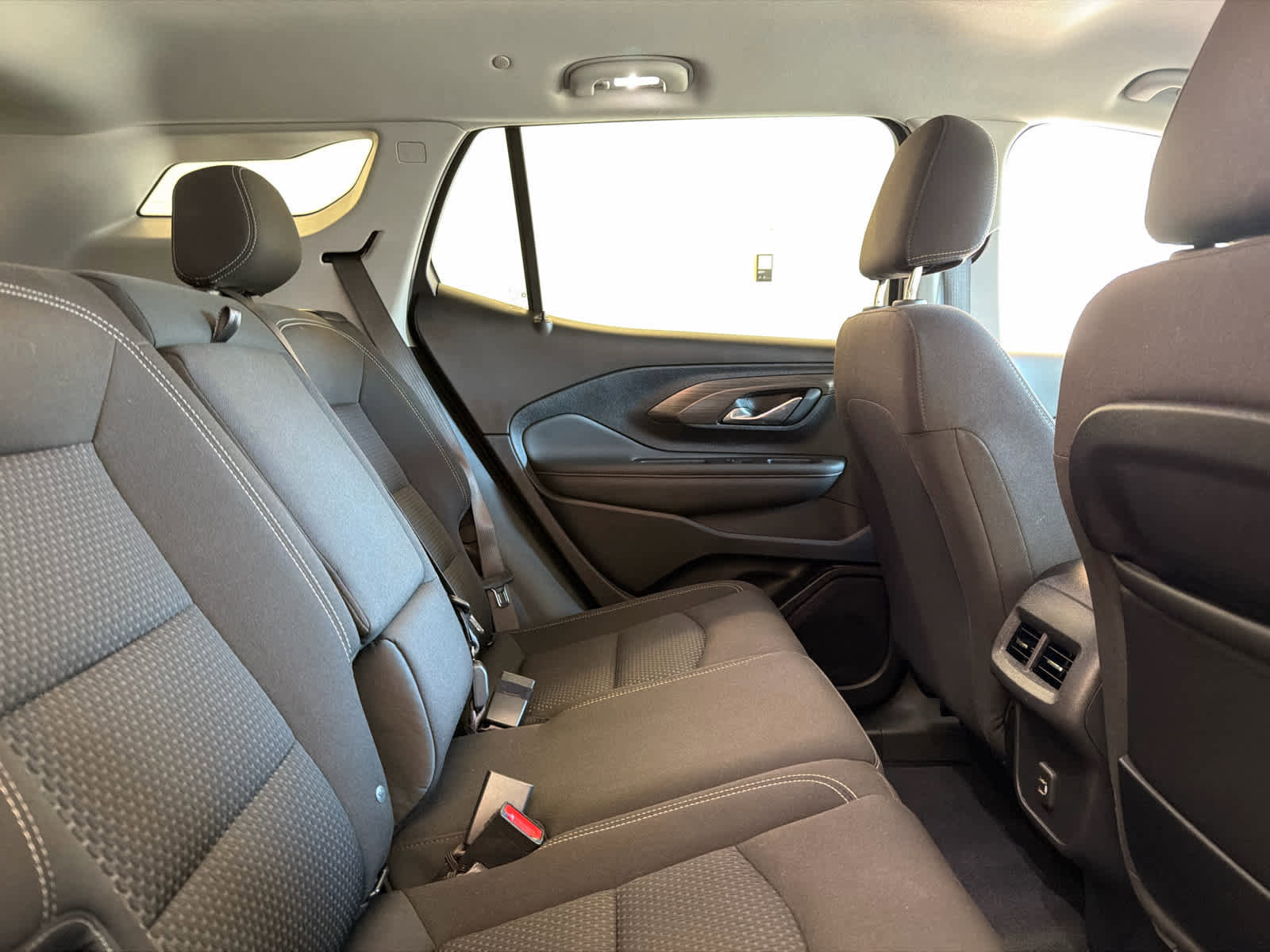 Used 2023 GMC Terrain SLE w/ Driver Convenience Package FWD image 30