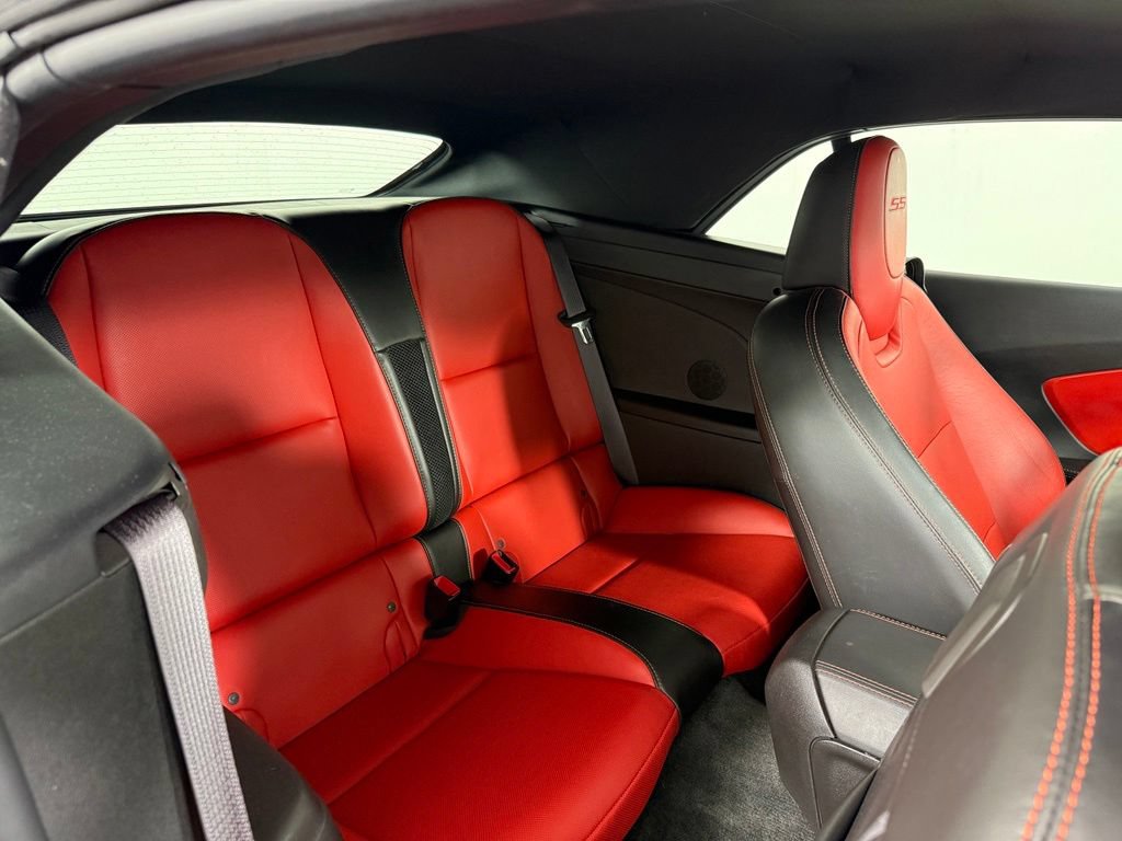Used 2013 Chevrolet Camaro SS RWD image 16