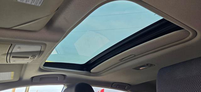 Used 2009 Nissan Rogue SL w/ Moonroof Pkg image 27