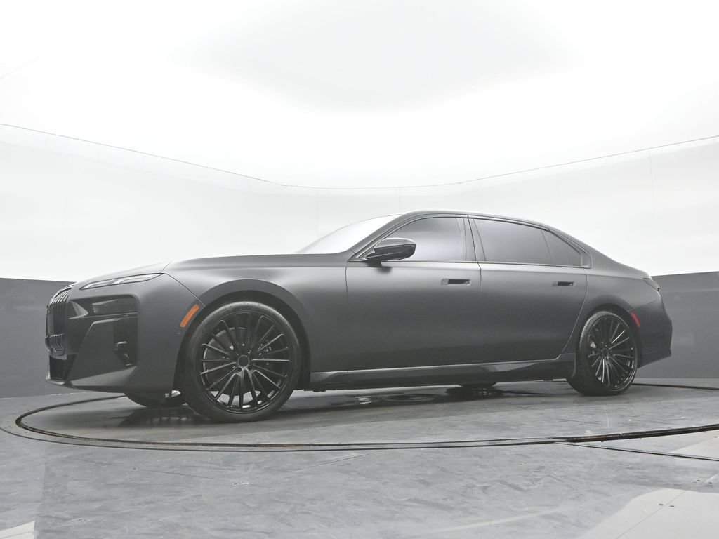 Used 2023 BMW i7 xDrive60 AWD/4WD image 34