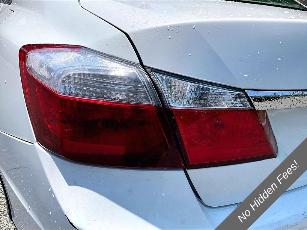 Used 2013 Honda Accord LX image 27