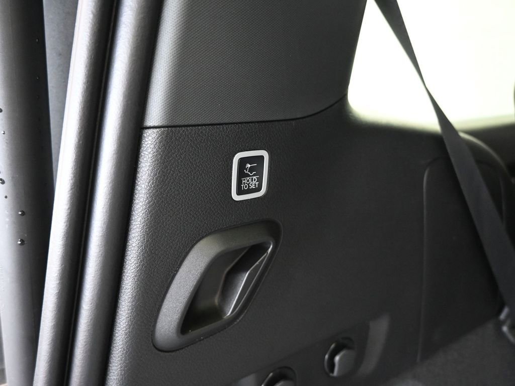 Used 2024 Jeep Grand Wagoneer Series II w/ Quick Order Packagew 28T image 43