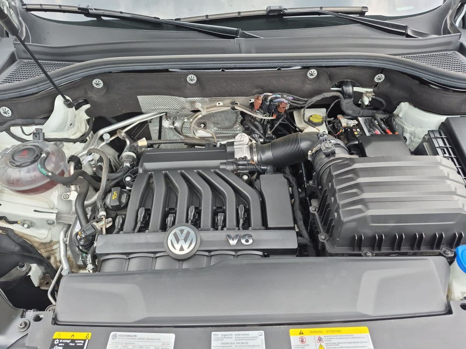 Used 2023 Volkswagen Atlas SE w/ Black Wheel Package FWD image 14