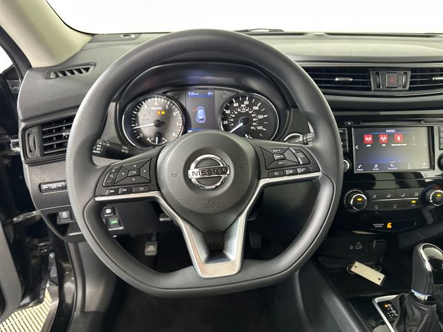 Used 2018 Nissan Rogue SV image 14