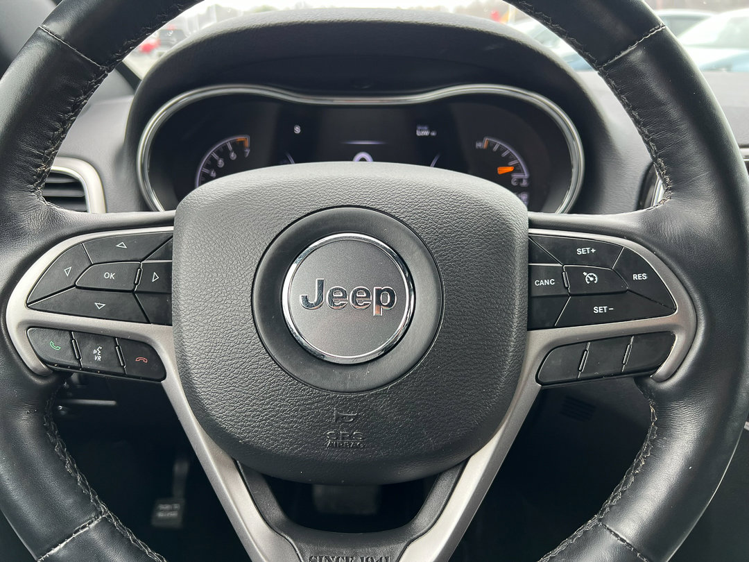 Used 2021 Jeep Grand Cherokee Limited w/ Trailer Tow Group IV AWD/4WD image 18