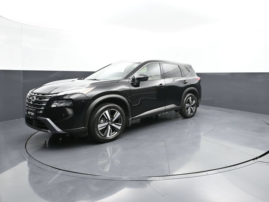 Certified 2025 Nissan Rogue SL AWD/4WD image 5
