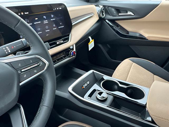 New 2026 Chevrolet Equinox ACTIV w/ Convenience Package III AWD/4WD image 19
