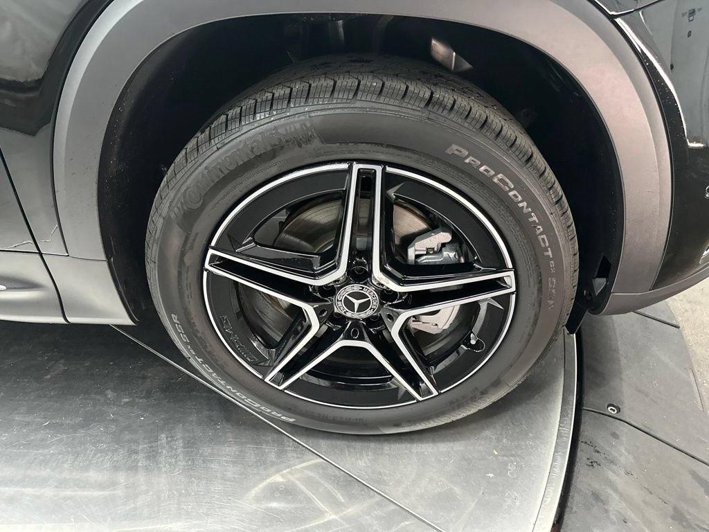 New 2026 Mercedes-Benz GLB 250 4MATIC image 9
