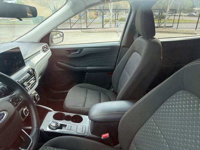 Used 2023 Ford Escape Active image 30