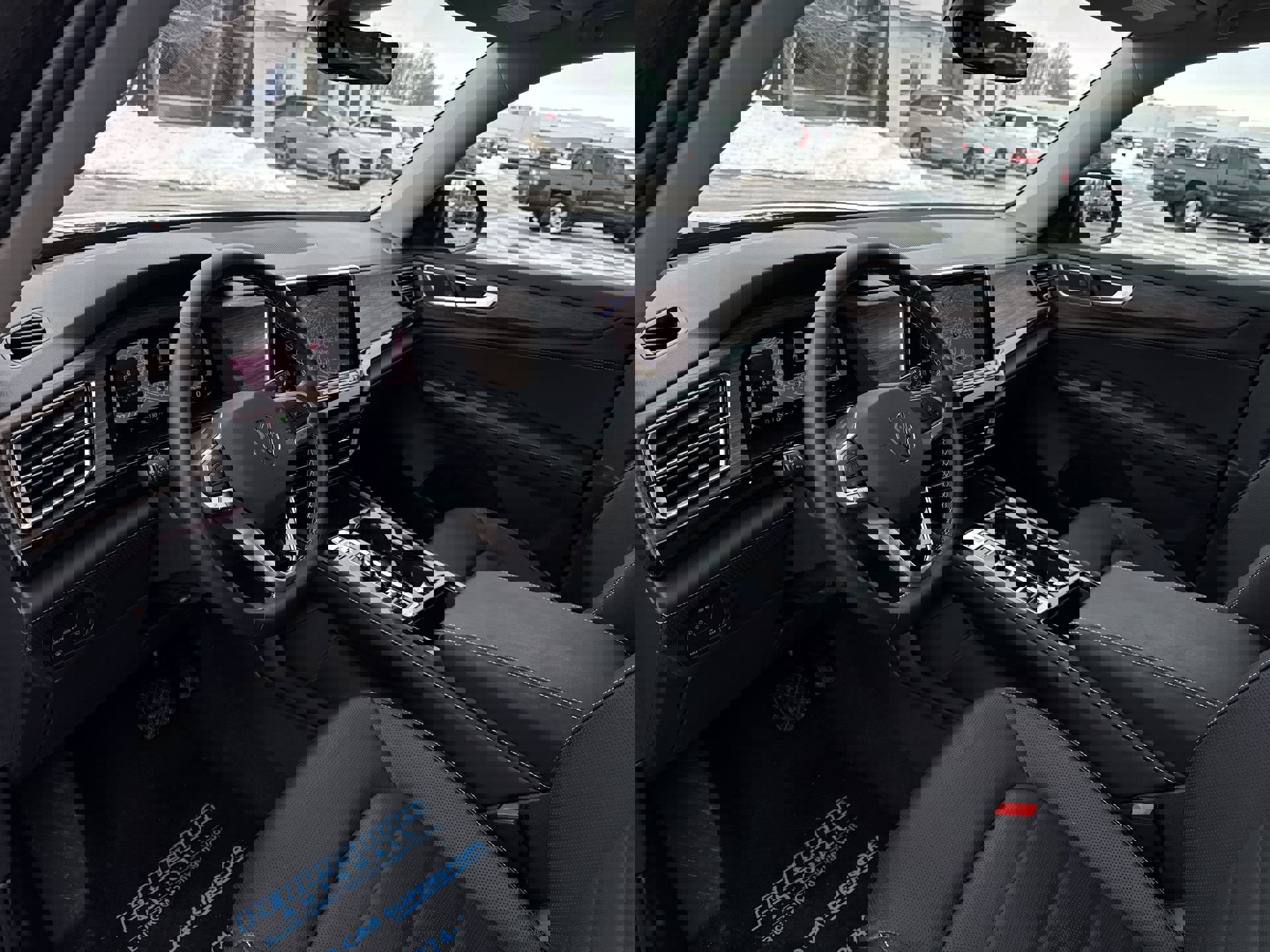 Certified 2025 Volkswagen Atlas SEL image 10