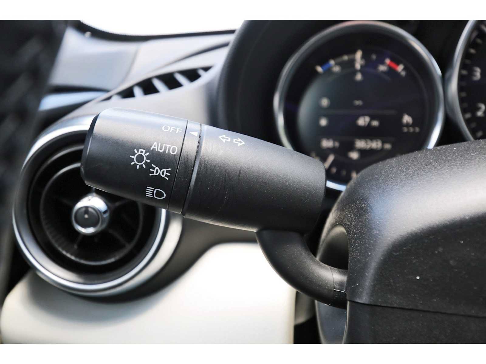 Used 2021 MAZDA MX-5 Miata Grand Touring RWD image 13