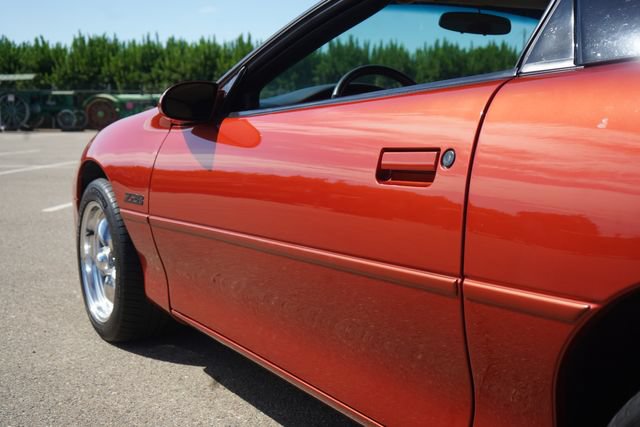 Used 2002 Chevrolet Camaro Z28 w/ Preferred Equipment Group 2 RWD image 34