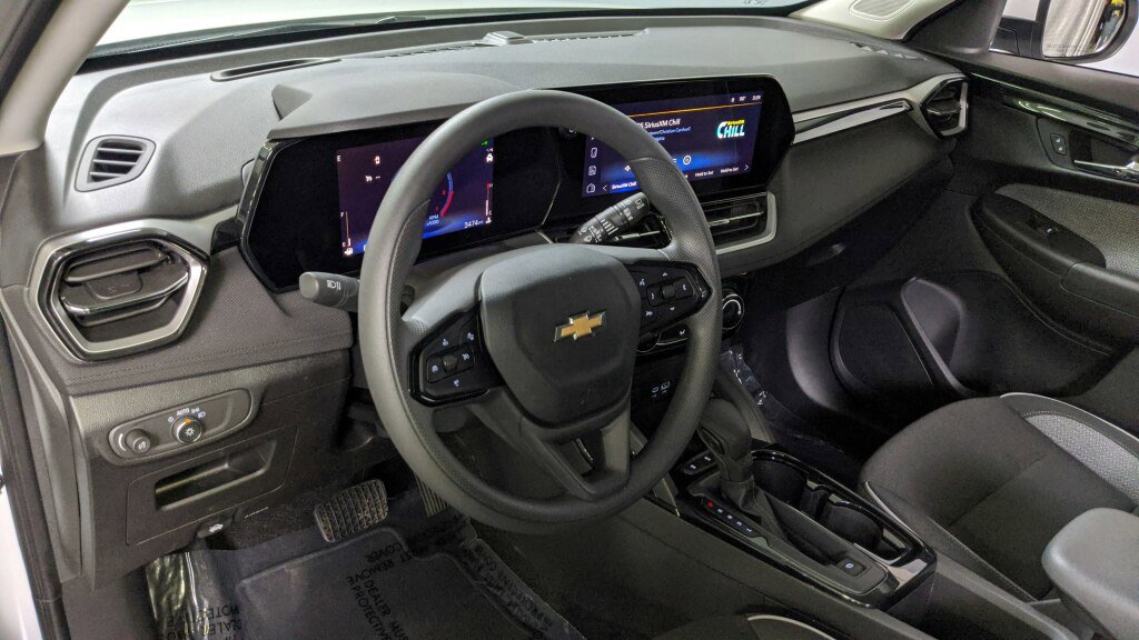 Used 2025 Chevrolet TrailBlazer LT image 20