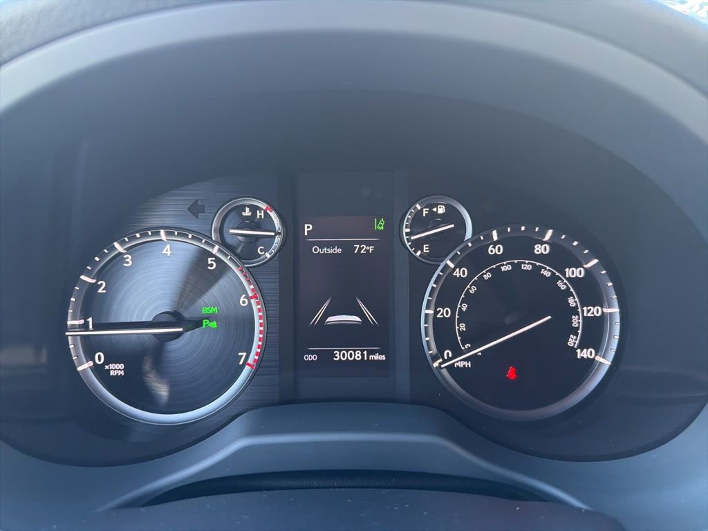 Used 2023 Lexus GX 460 Premium w/ Premium Package image 3