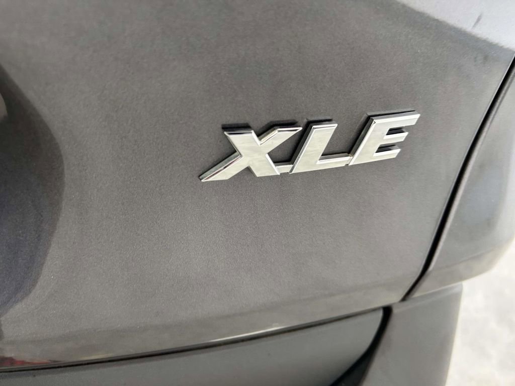 Used 2024 Toyota RAV4 XLE Premium FWD image 11