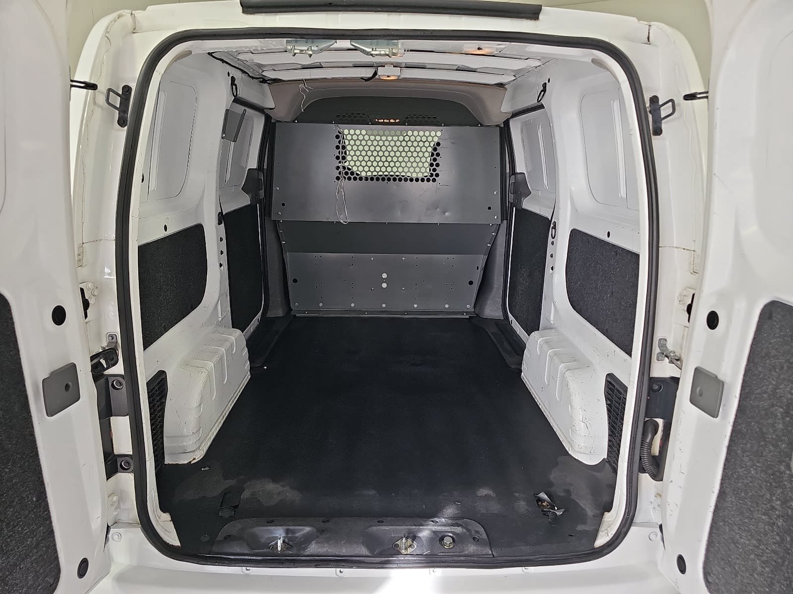 Used 2020 Nissan NV200 SV FWD image 11