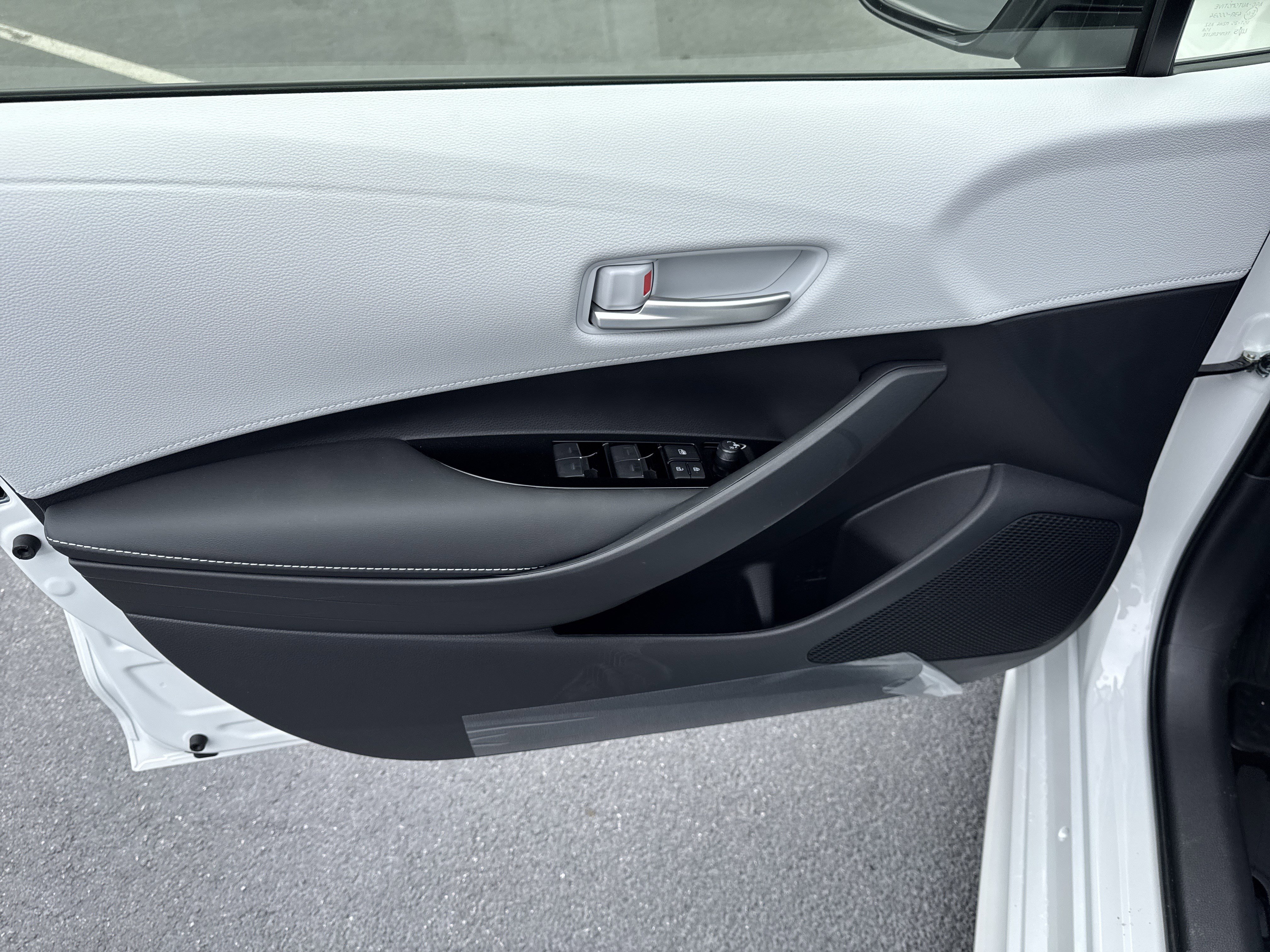 New 2026 Toyota Corolla SE FWD image 22