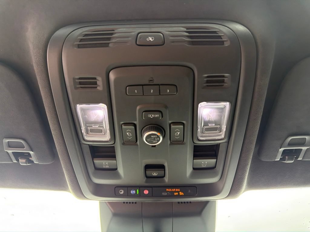 Used 2024 Cadillac Escalade V w/ LPO, ONYX Package AWD/4WD image 25