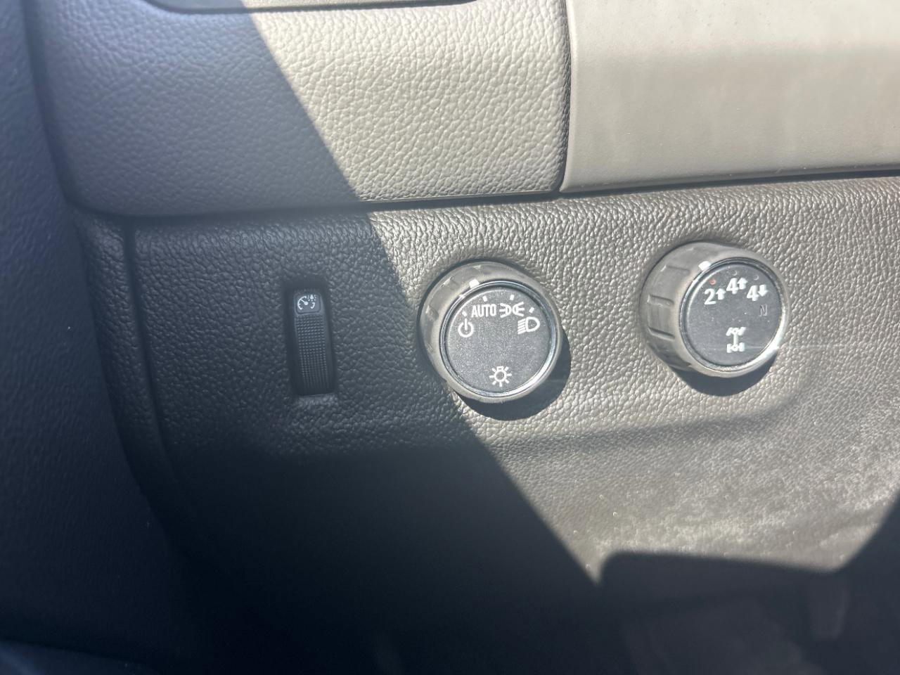 Used 2018 Chevrolet Colorado W/T w/ WT Convenience Package image 16