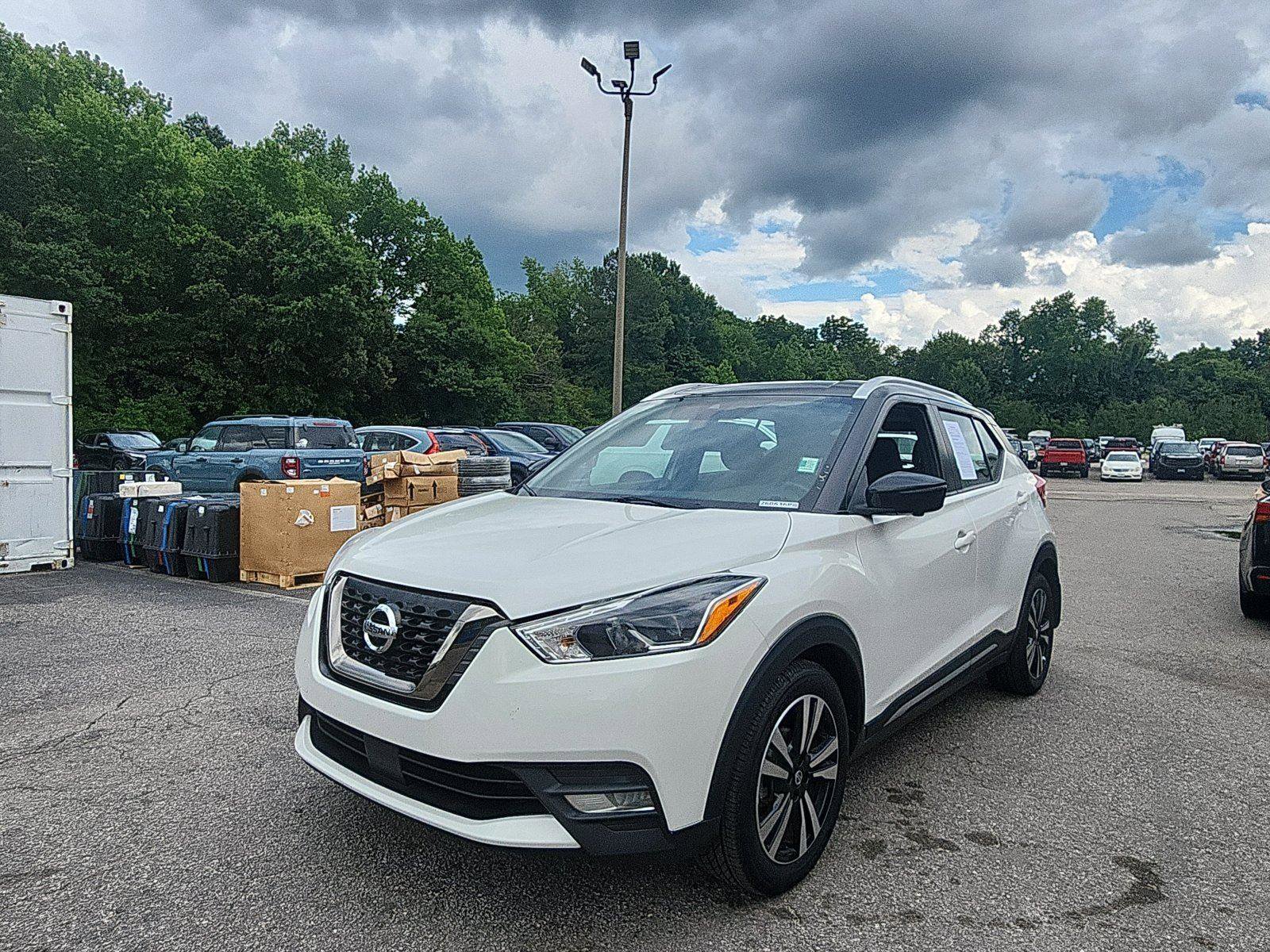 Used 2020 Nissan Kicks SR FWD video 1