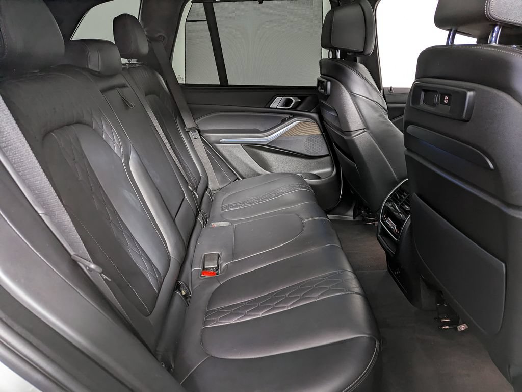 Used 2022 BMW X5 xDrive45e w/ Executive Package AWD/4WD image 45
